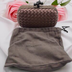 Bottega Veneta Box Knot Clutch Intrecciato Brown Satin with snakeskin trim
